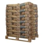Palete Com 65 Sacos de 15 kg de Pellets Texugo.